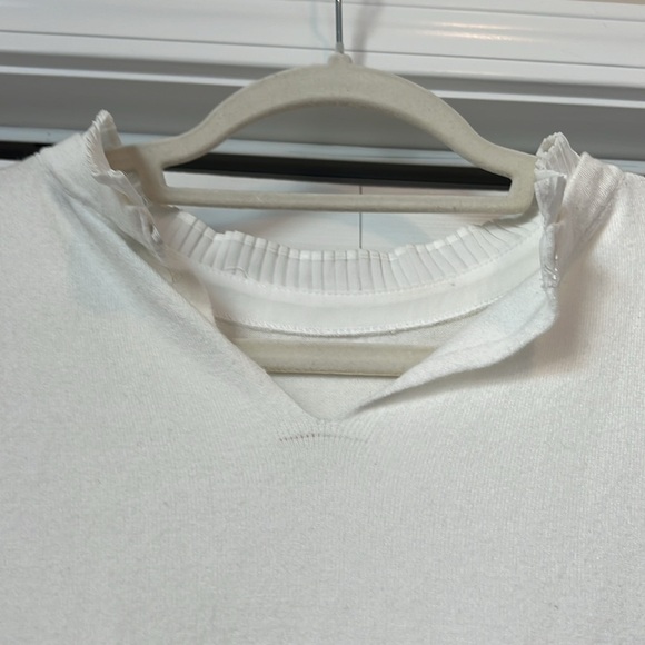 White Long Sleeve Pleated Sleeve Sweater Ruffle‎ Neckline Knit Pullover Top - Picture 8 of 9